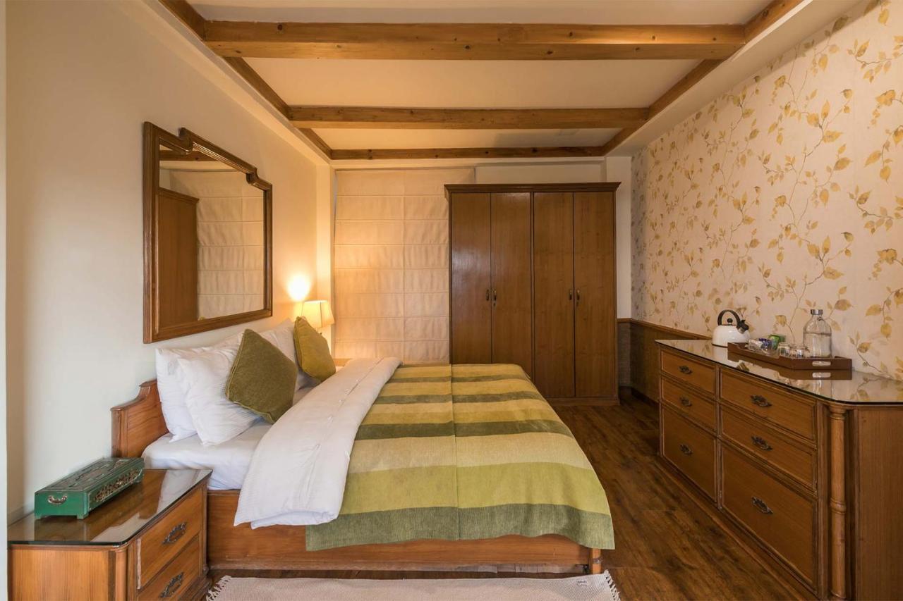 Stayvista At The Corner House - Pet Friendly Villa Shimla Buitenkant foto